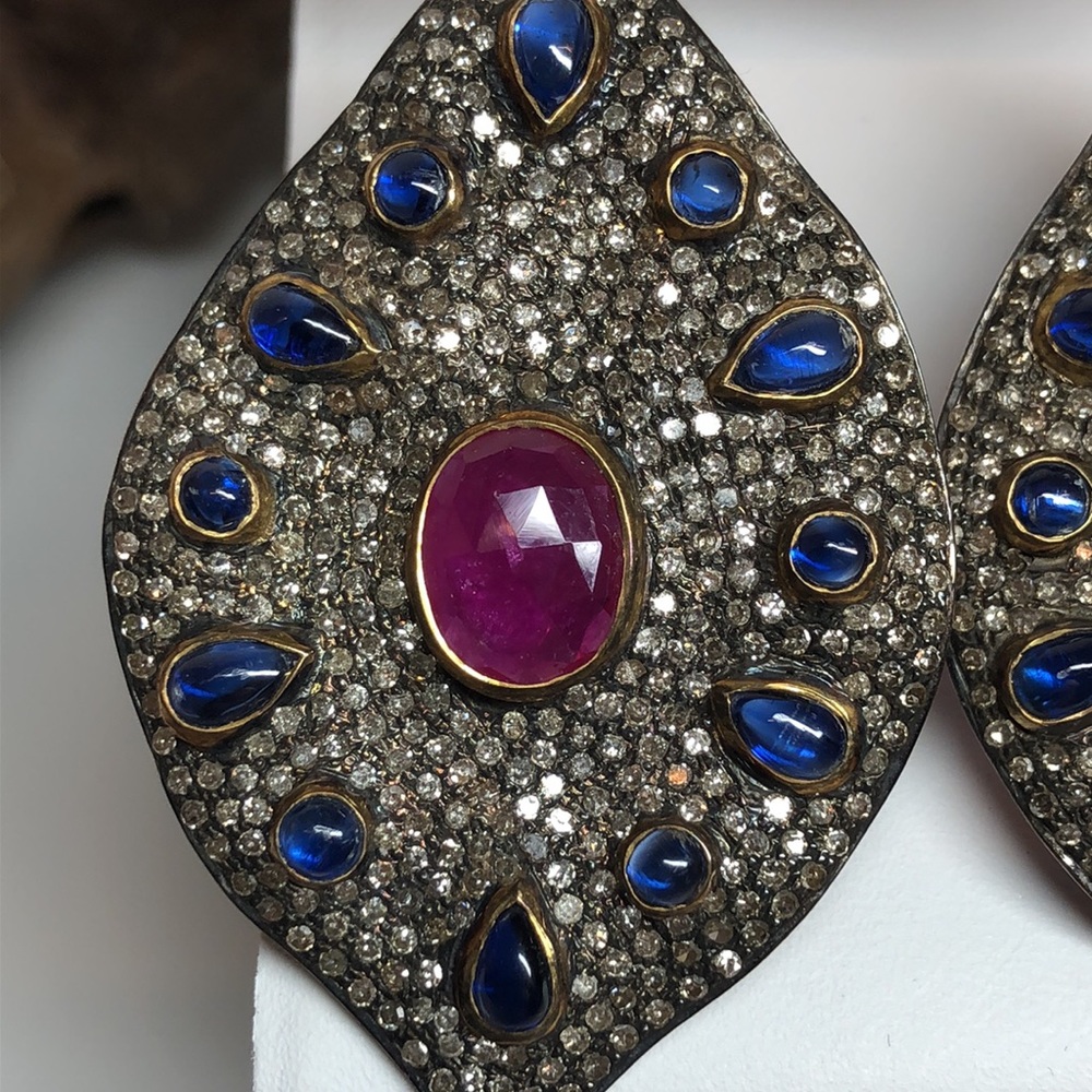 Monisha Melwani earrings - Picture 3 of 11